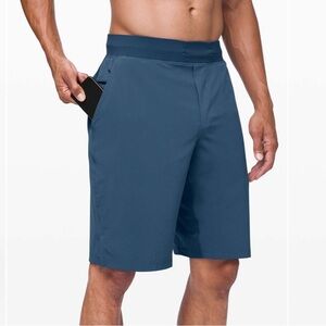 Lululemon T.H.E. Short 11" *Linerless Code Blue Size Small